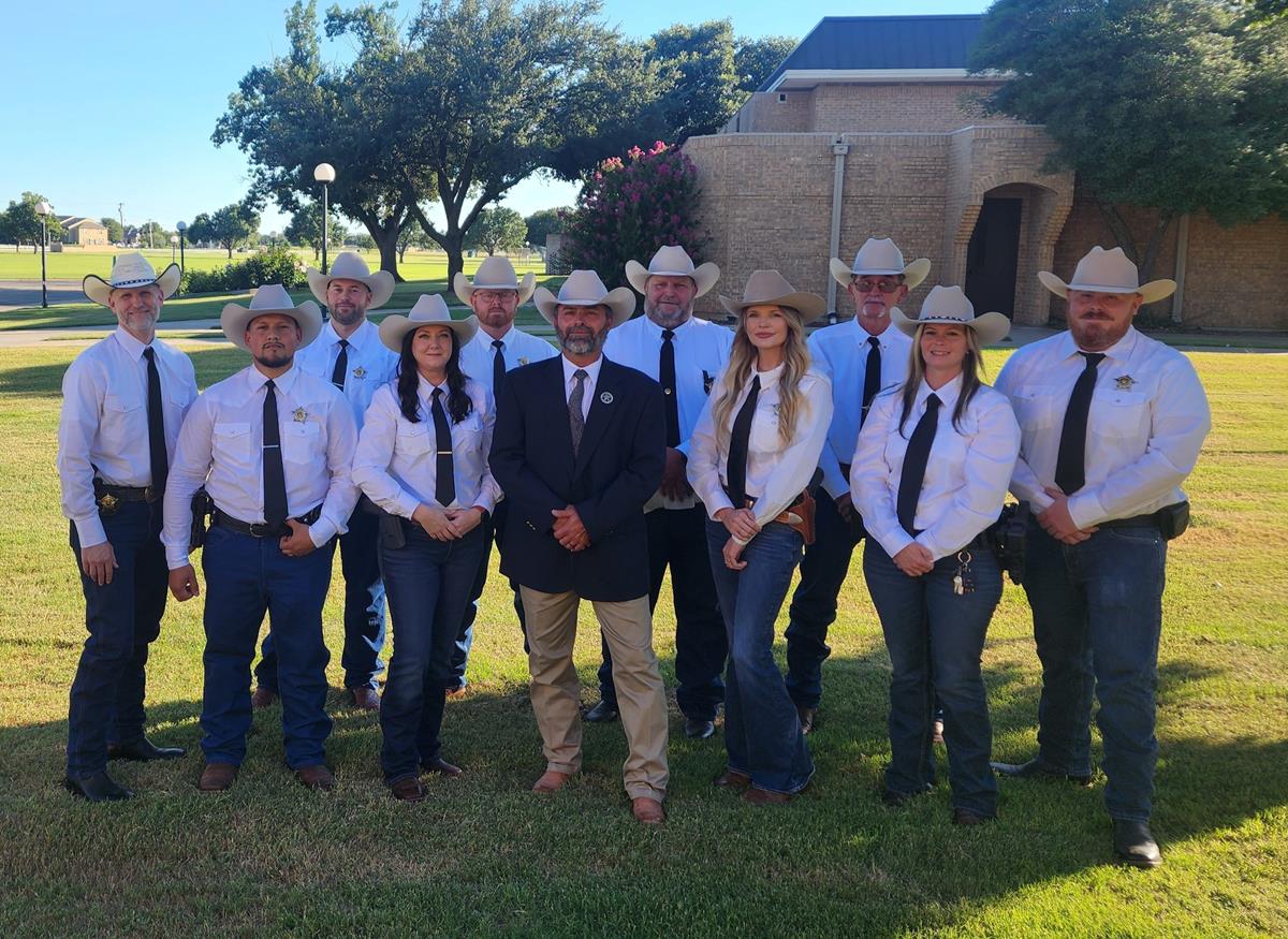 Wilbarger County Sheriff and deputies standing outside